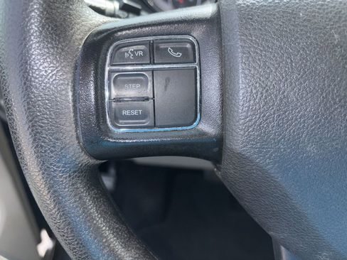 Used 2020 Dodge Grand Caravan SE w/ UConnect Hands-Free Group image 14