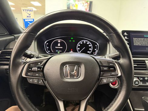 Used 2019 Honda Accord Sport image 24
