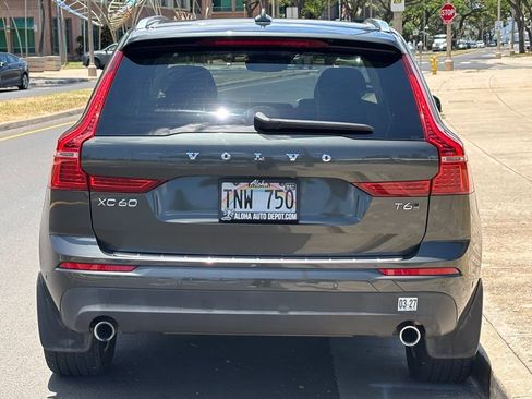 Used 2018 Volvo XC60 T6 Momentum w/ Convenience Package AWD/4WD image 4
