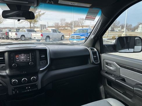 Used 2021 RAM 2500 Big Horn AWD/4WD image 50