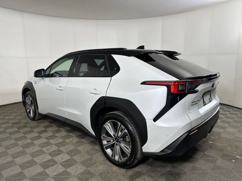 Used 2023 Subaru Solterra AWD image 5