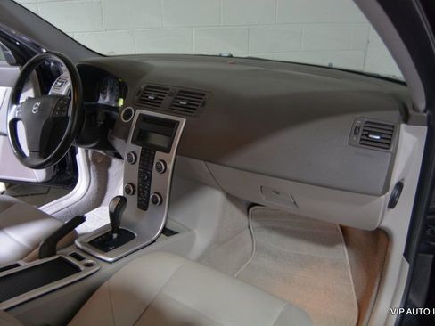 Used 2010 Volvo S40 2.4i image 14