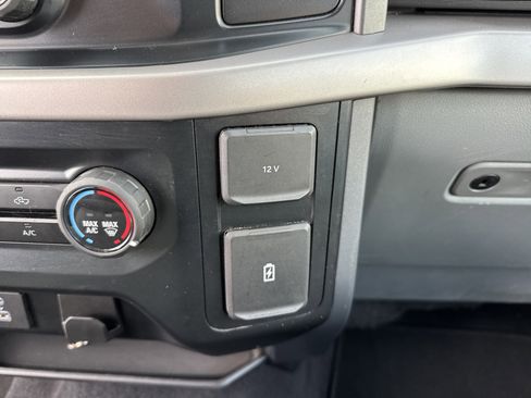 Used 2023 Ford F150 XLT w/ XTR Package image 40