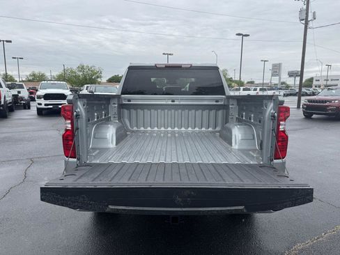 Used 2025 Chevrolet Silverado 1500 LT RWD image 30