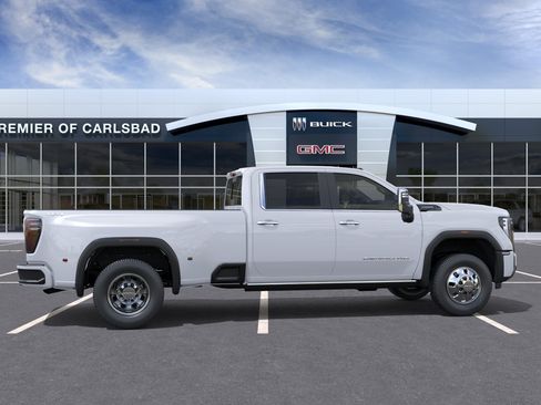 New 2026 GMC Sierra 3500 Denali Ultimate AWD/4WD image 5