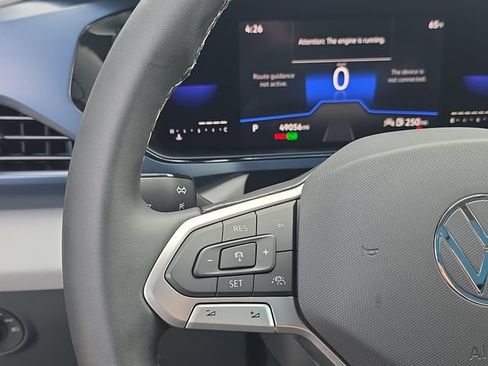 Certified 2023 Volkswagen Taos SE FWD image 20