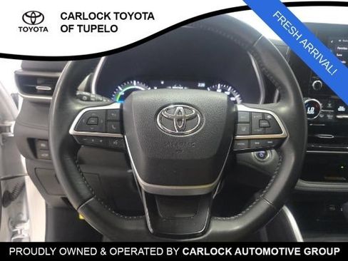 Used 2023 Toyota Highlander XLE FWD image 8