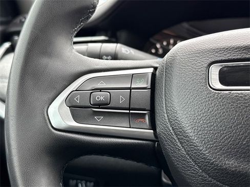 Used 2022 Jeep Compass Latitude image 28