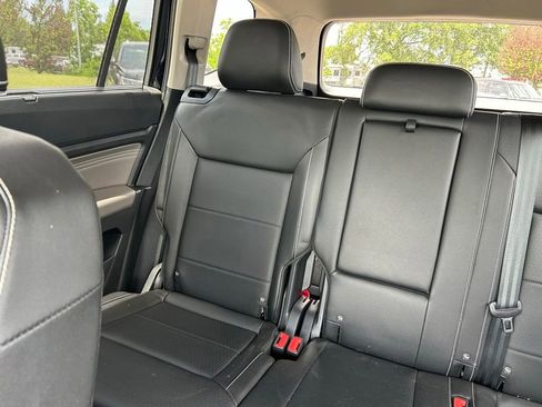 Certified 2023 Volkswagen Atlas SE FWD image 12