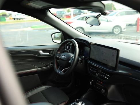 Used 2024 Ford Escape ST-Line Select w/ Tech Pack #1 AWD/4WD image 46