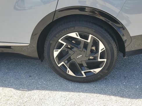 Certified 2023 Kia Sportage SX FWD image 5