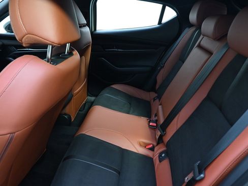 Certified 2025 MAZDA MAZDA3 Carbon image 21