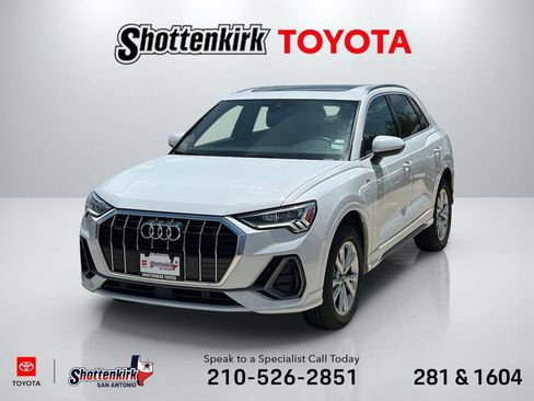 Used 2024 Audi Q3 2.0T Premium AWD/4WD image 1