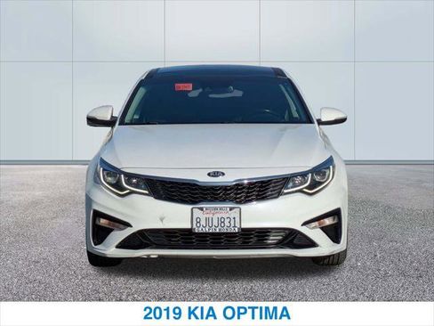 Used 2019 Kia Optima LX w/ LX Premium Package image 3