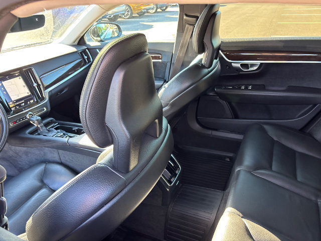 Used 2018 Volvo S90 T6 Momentum w/ Convenience Package AWD/4WD image 11
