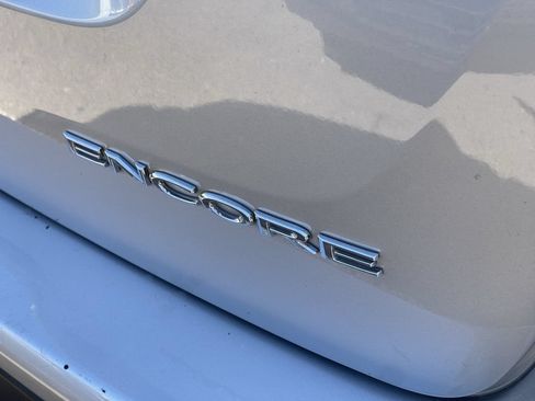 Used 2021 Buick Encore Preferred FWD image 7