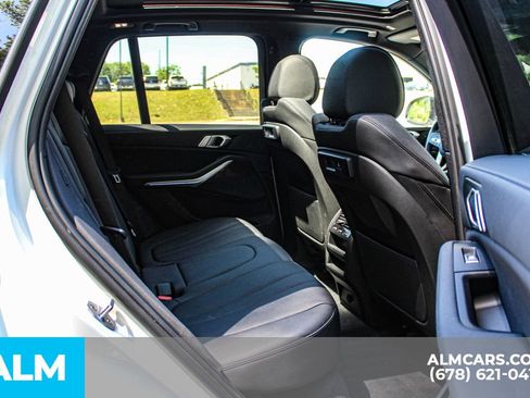 Used 2022 BMW X5 sDrive40i w/ Parking Assistance Package RWD image 19