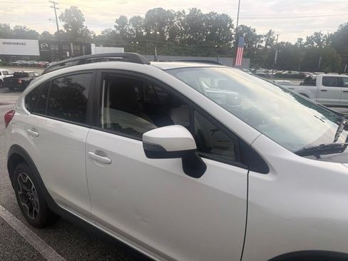 Used 2017 Subaru Crosstrek 2.0i Limited AWD/4WD image 8