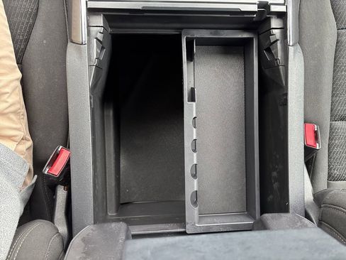 Used 2023 Ford F150 XLT w/ Equipment Group 302A High image 34