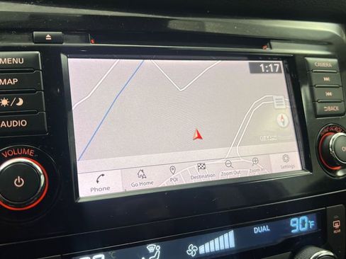 Certified 2019 Nissan Rogue SV w/ Premium Package image 19