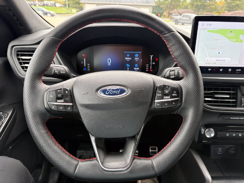 Used 2023 Ford Escape ST-Line w/ Tech Pack #1 AWD/4WD image 16