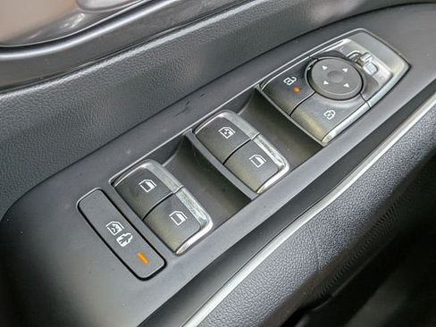 New 2026 Kia Sorento LX FWD image 25