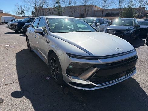 Used 2025 Hyundai Sonata SEL image 3