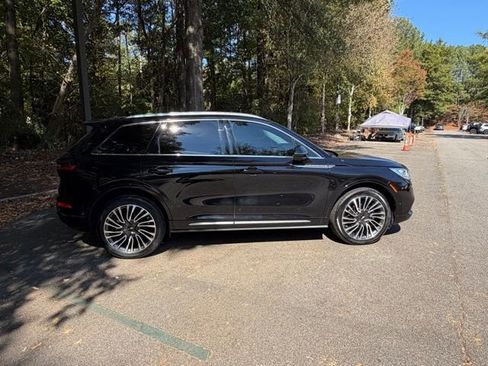 Certified 2022 Lincoln Corsair Reserve w/ Equipment Group 201A image 17