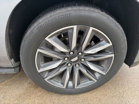 Used 2022 Cadillac Escalade ESV Sport w/ Touring Package image 12