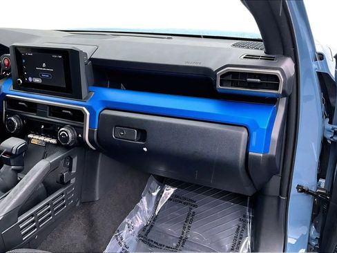 Used 2025 Toyota 4Runner TRD Off-Road image 16