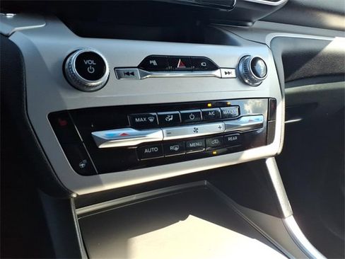 Used 2023 Ford Explorer XLT w/ Equipment Group 202A image 21