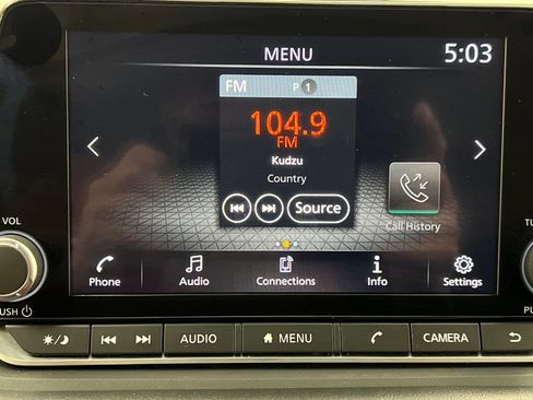 Used 2024 Nissan Rogue S FWD image 53