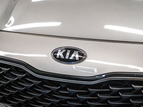 Used 2022 Kia Sportage LX image 8