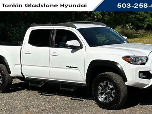 Used 2021 Toyota Tacoma TRD Off-Road AWD/4WD image 1