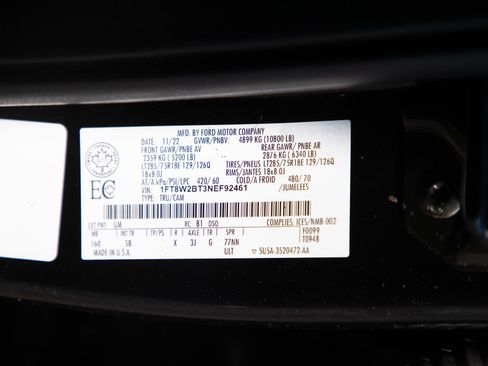 Used 2022 Ford F250 Lariat w/ Tremor Off-Road Package image 29