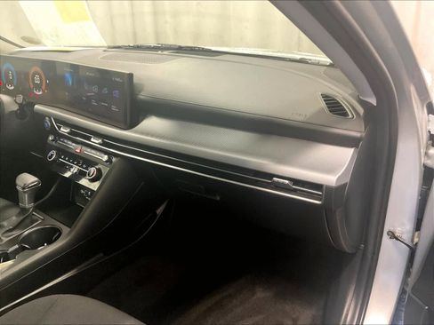 Certified 2025 Hyundai Sonata SE image 26