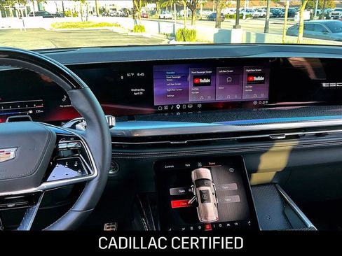 Used 2025 Cadillac Escalade V AWD/4WD image 8