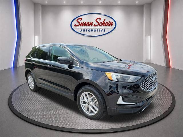 Used 2023 Ford Edge SEL AWD/4WD image 3