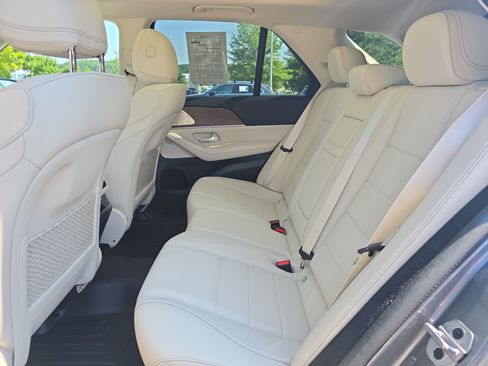 Used 2021 Mercedes-Benz GLE 350 4MATIC image 14