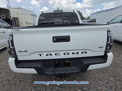 Used 2023 Toyota Tacoma SR AWD/4WD image 8