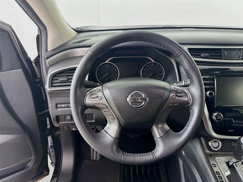 Used 2020 Nissan Murano SV w/ Premium Package image 19