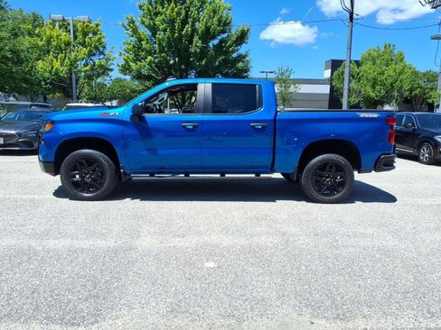 Used 2022 Chevrolet Silverado 1500 Custom Trail Boss w/ LPO, Dark Essentials Package AWD/4WD image 10