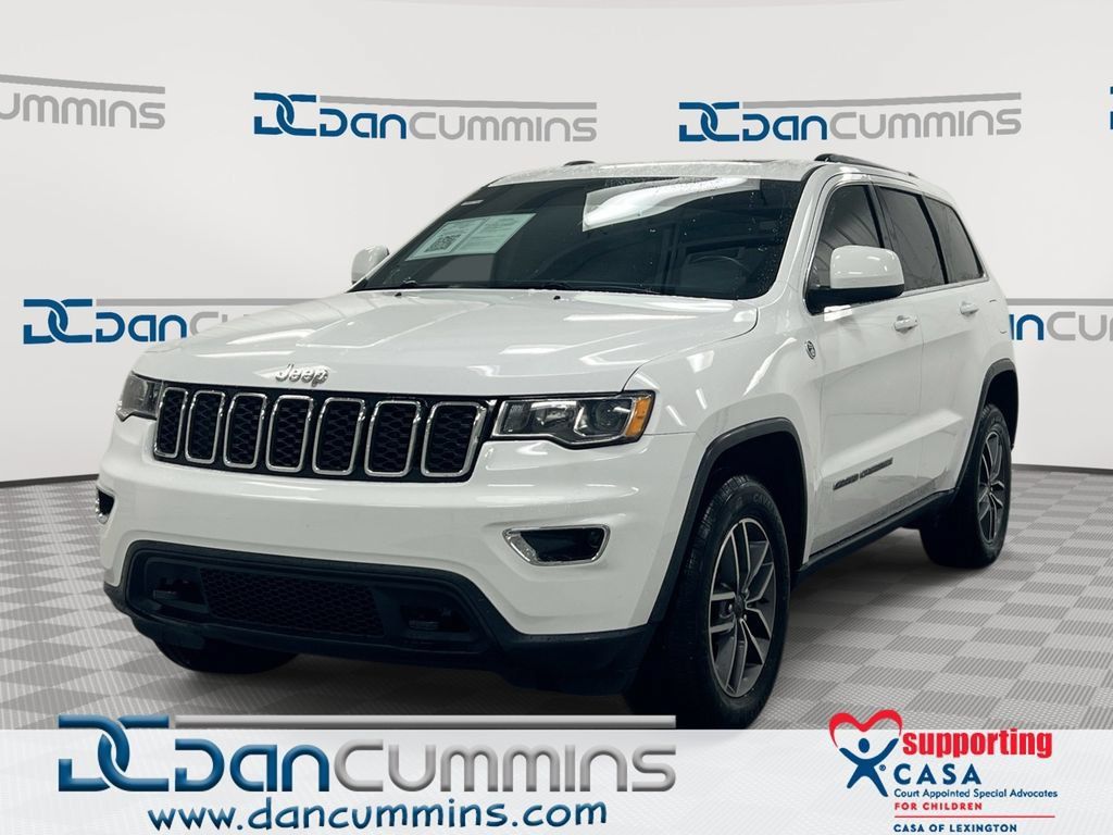 Used 2020 Jeep Grand Cherokee Laredo w/ Quick Order Package 2BN North AWD/4WD image 1