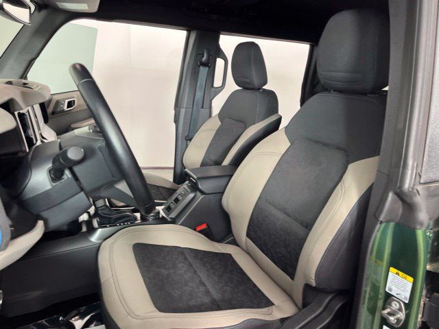 Used 2023 Ford Bronco Wildtrak AWD/4WD image 19