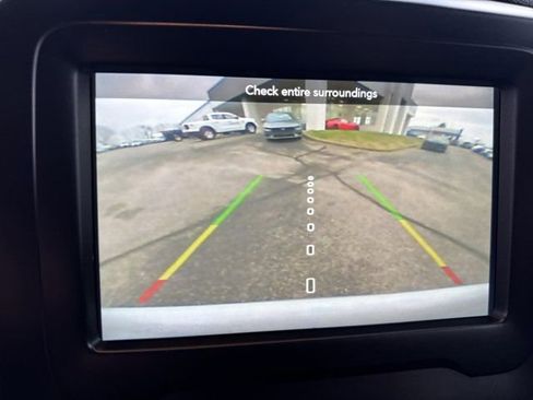 Used 2019 Jeep Renegade Latitude w/ Cold Weather Group image 20