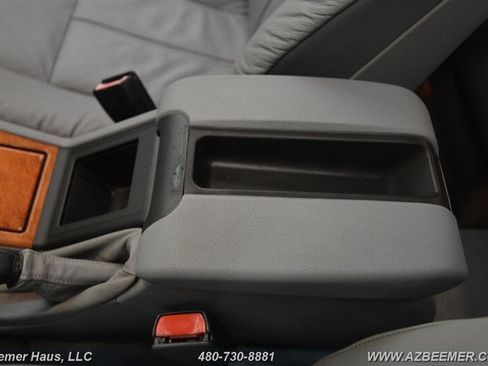 Used 1997 BMW 528i Sedan image 32