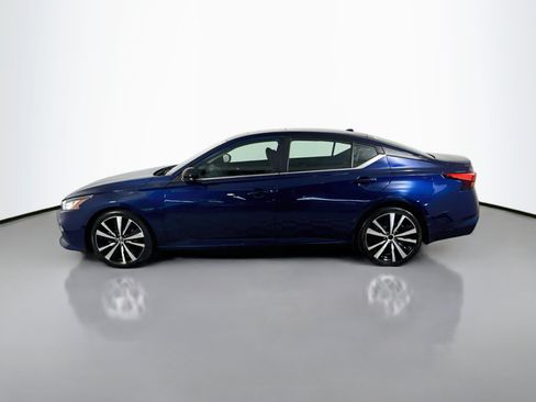 Used 2022 Nissan Altima 2.0 SR FWD image 6