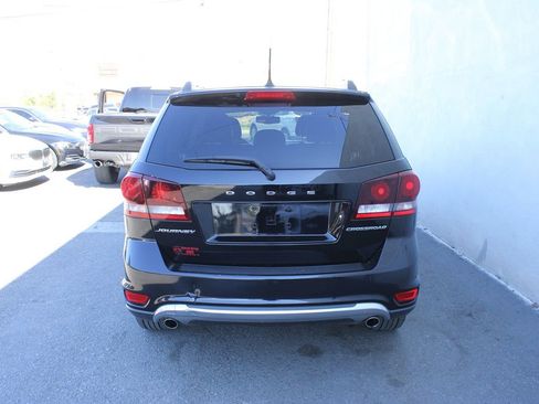 Used 2015 Dodge Journey Crossroad w/ Flexible Seating Group image 6