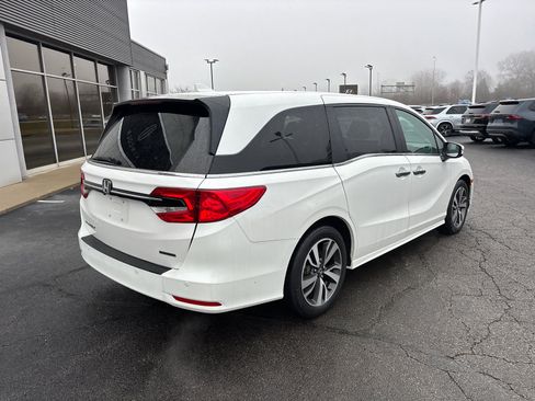 Used 2023 Honda Odyssey Touring image 7