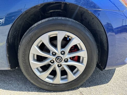 Used 2019 Nissan Sentra SV FWD image 29